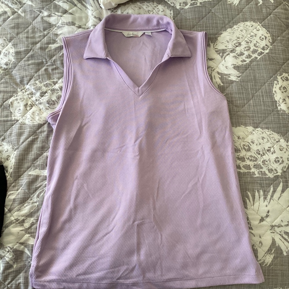 Women’s purple golf tank size medium
